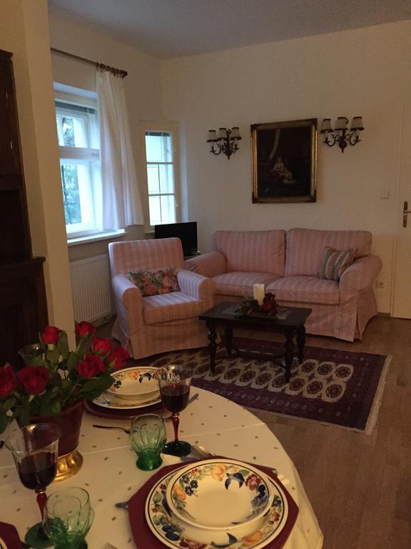 典雅艺术风格别墅内的精致花园公寓 维也纳 客房 照片